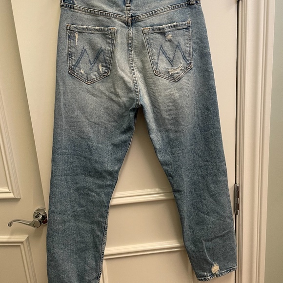 MOTHER Light Blue Distressed Ankle Jeans - Picture 4 of 5